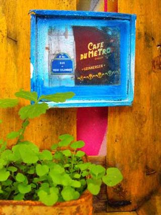 W cafe du metro